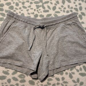 Vineyard Vines Gray Athletic Shorts with Elastic Waistband